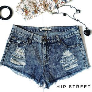 IRIS JEANS Distressed Frayed Jean Shorts M